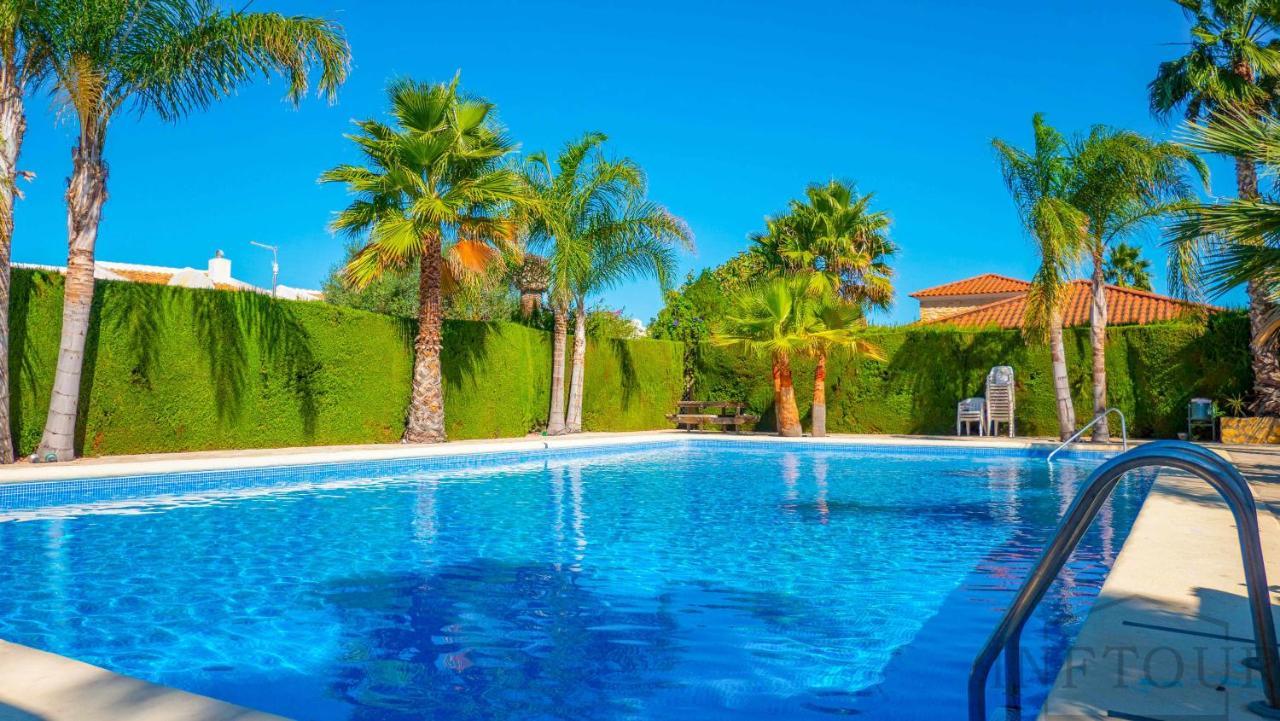 Inftour La Vina Bungalow Кальпе Экстерьер фото